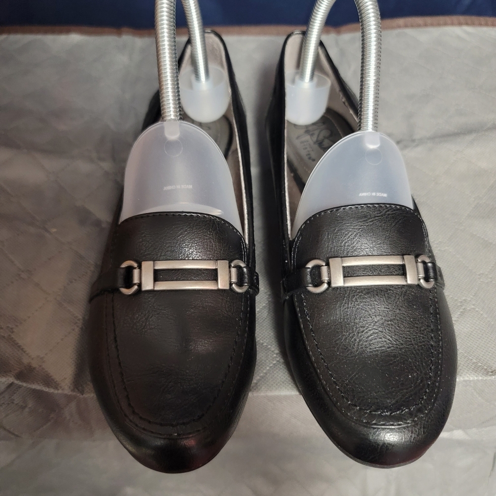 Life Stride Soft System Wedge. Size 7.5M.  (898)